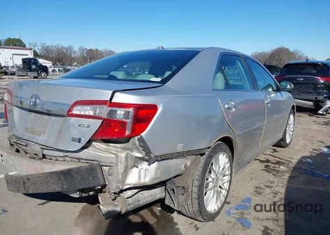2012 Toyota Camry Hybrid Xle z USA, uszkodzony, nr VIN 4T1BD1FK2CU036941
